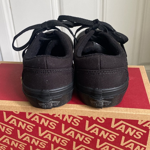 Vans Doheny Black/Black Canvas Classic Shoe - Picture 3 of 6